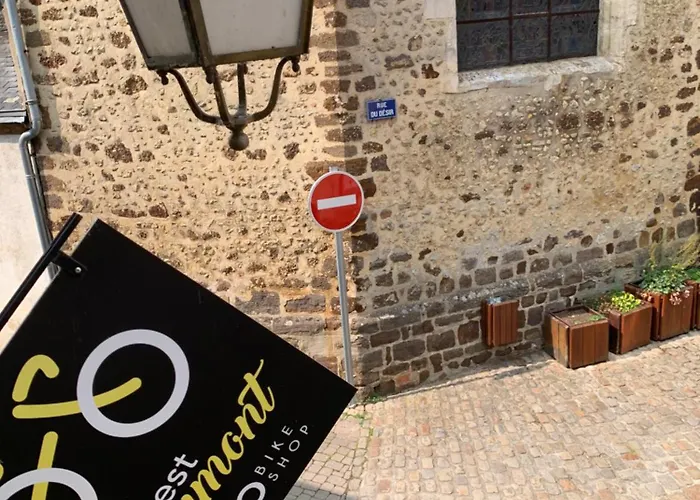 Velo Le Beaumont-sur-Sarthe